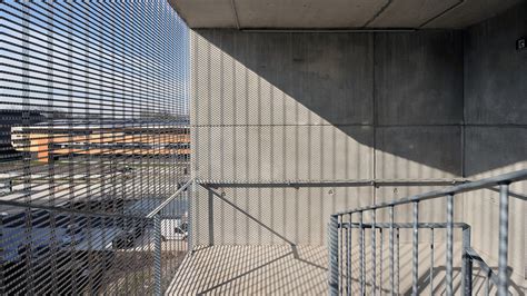 Sustainable mesh solutions for architecture 